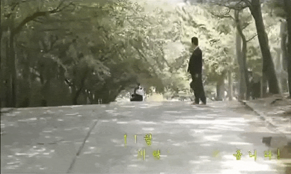 Bộ phim kỳ lạ nhất Hàn Quốc: Ra rạp chẳng ai ngó ngàng, ra đường hỏi ai cũng biết