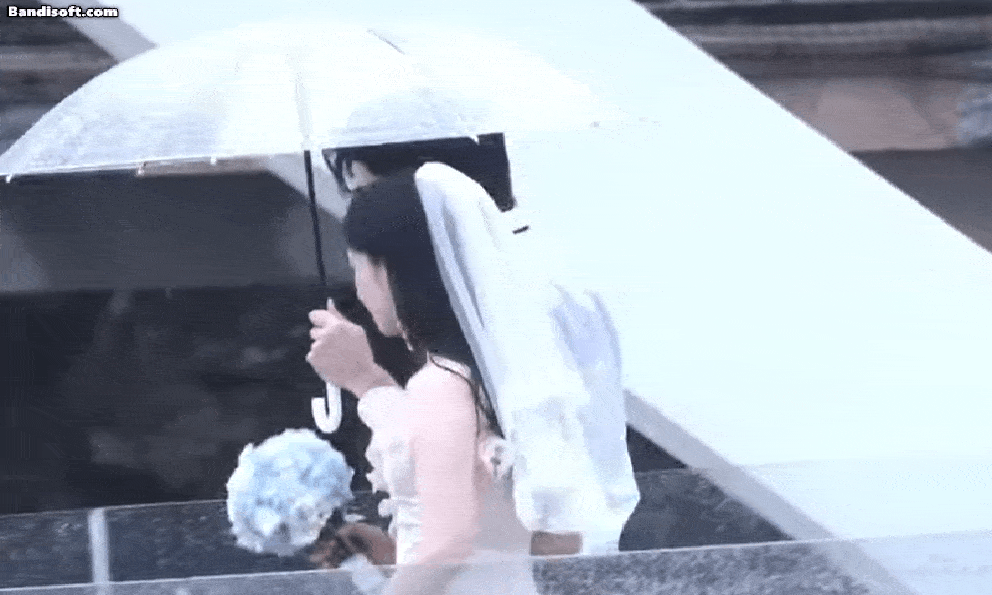 Đám cưới đẹp nhất Trung Quốc đang xâm chiếm MXH: Cô dâu visual đỉnh muốn xỉu, chú rể toàn thân sang xịn mịn