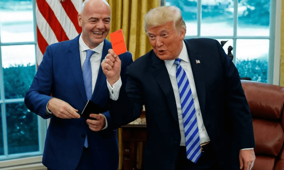 Tổng thống Trump gọi điện cho Chủ tịch FIFA yêu cầu rút thẻ đỏ của cầu thủ Mỹ dù ban đầu không biết hậu quả của thẻ đỏ là gì  