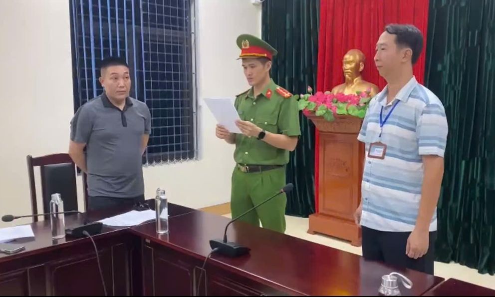 Thi hành lệnh bắt tạm giam Giám đốc công ty vận tải Trần Đức Thắng SN 1979