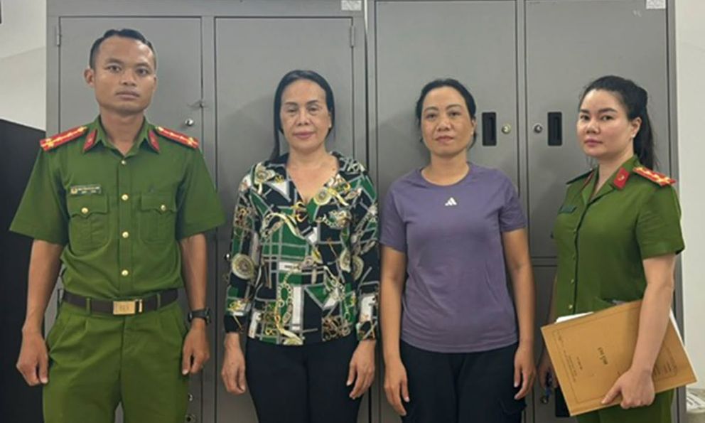 Người đàn ông Ấn Độ mang 715 viên kim cương trị giá gần 7 tỷ đồng vào Việt Nam, lộ đường dây buôn lậu xuyên quốc gia