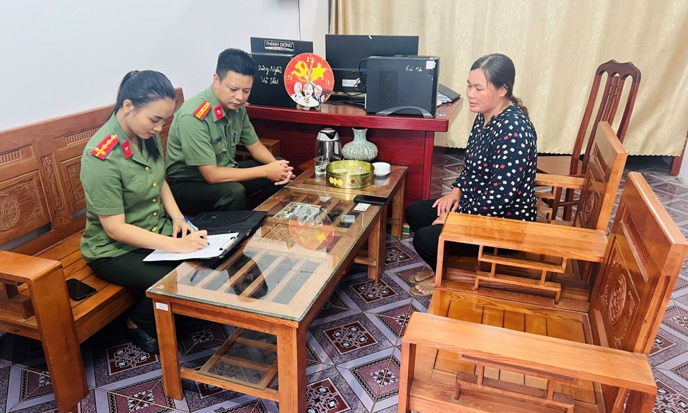 Công an các tỉnh xác minh loạt giao dịch chuyển khoản từ 3 triệu, 50 triệu, 260 triệu đến 322 triệu... của nhiều người dân