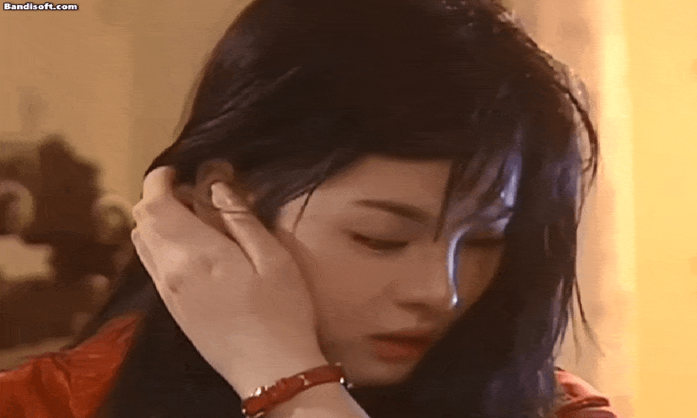 Song Hye Kyo 25 năm trước: Nhan sắc đẹp hơn thiên thần ở vai diễn nổi loạn nhất sự nghiệp