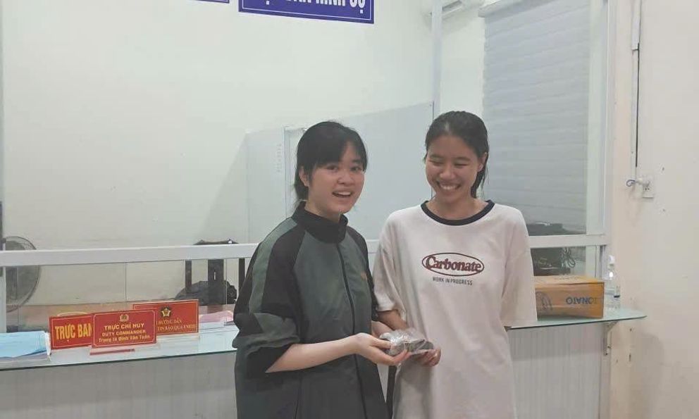Công an xác minh cọc tiền trị giá 65.000.000 đồng nằm trên đường phố: Bà Nguyễn Thị Tươi SN 1968 lập tức đến công an trình báo