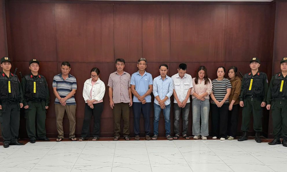 Triệt phá đường dây tuồn 10.000 tấn heo chứa chất cấm Salbutamol vào siêu thị, trường học ở TP.HCM và nhiều tỉnh thành: Bắt tạm giam Nguyễn Thị Trinh Nữ SN 1989