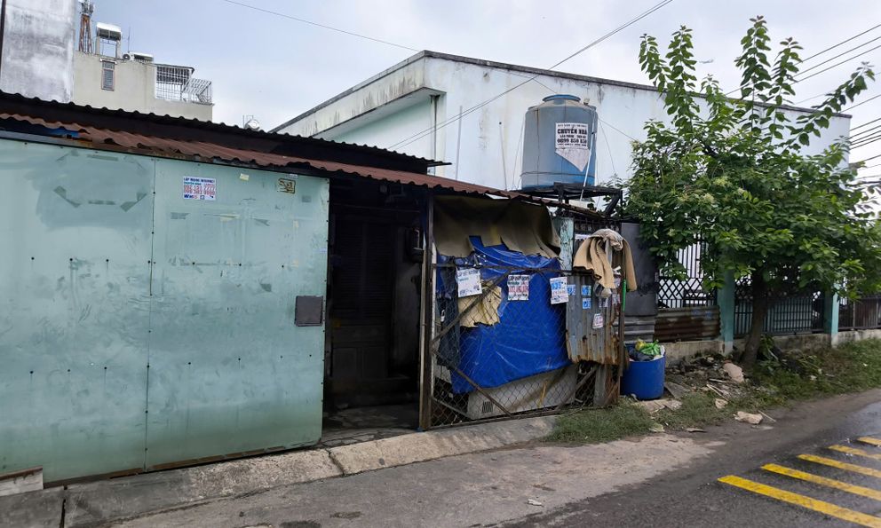 Danh tính người đàn ông tử vong vì bị điện giật trong khu nhà trọ ngập nước ở TP.HCM
