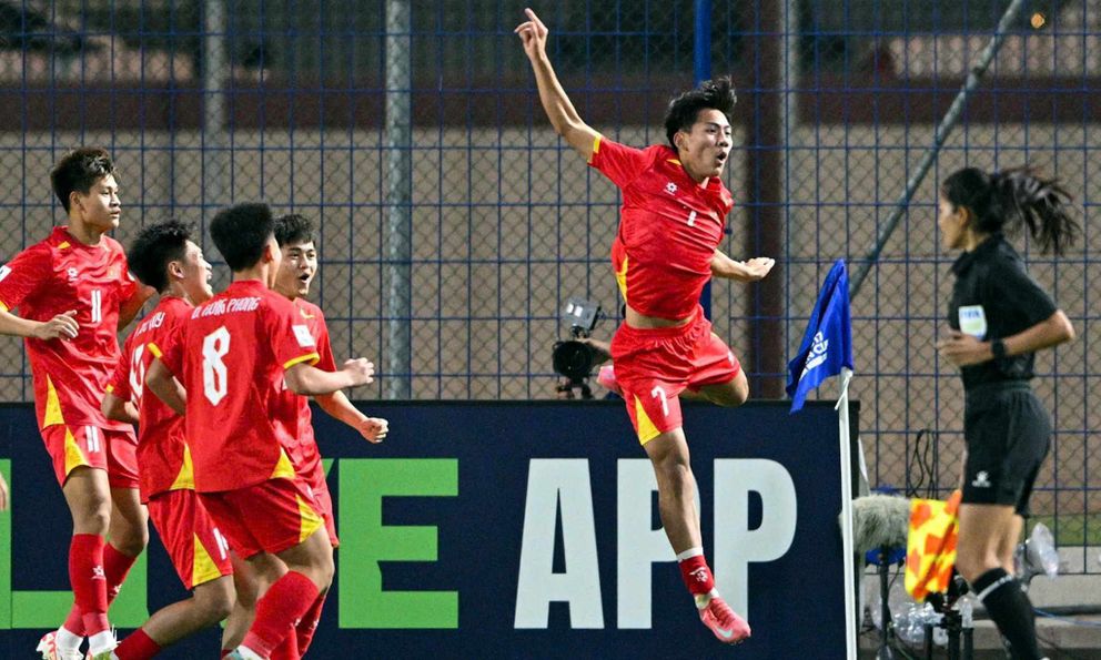 Tuyển Việt Nam khiến đội tốp đầu châu Á hú vía, giành điểm kịch tính, mở ra cơ hội dự World Cup