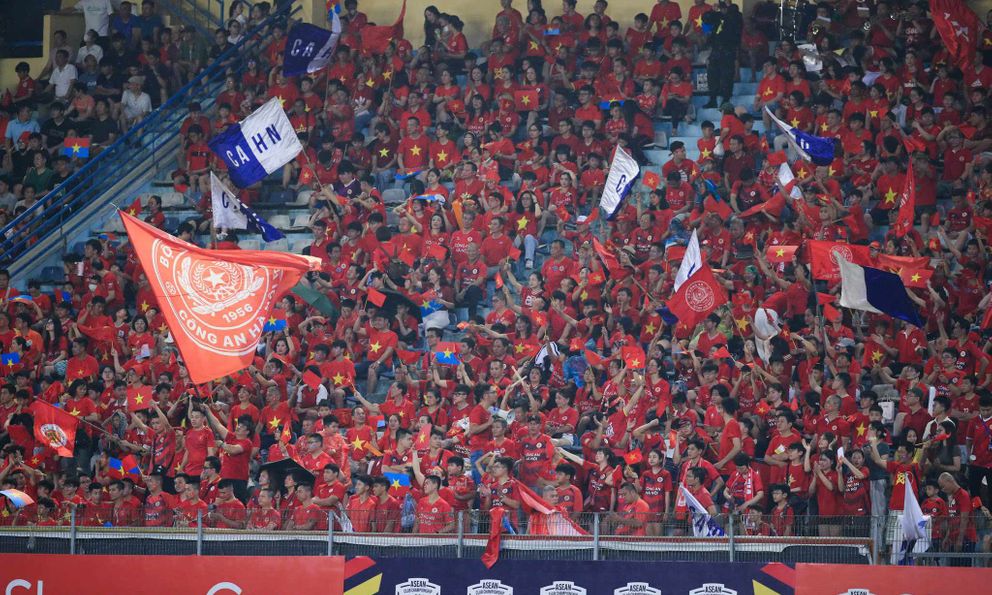 Quang Hải toả sáng, CLB CAHN “đè bẹp” đối thủ Indonesia để vào chung kết cúp C1 Đông Nam Á