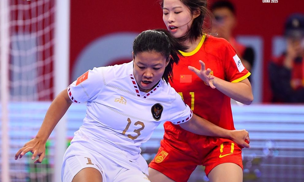 Tuyển Indonesia thảm bại, tan mộng World Cup sau trận đấu khó tin với Trung Quốc