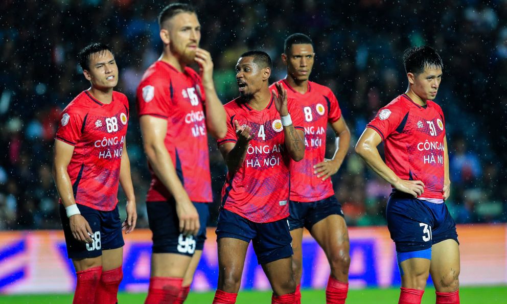 Đại gia V.League đau đớn trên đất Thái Lan, lỡ chức vô địch lịch sử vào tay Buriram