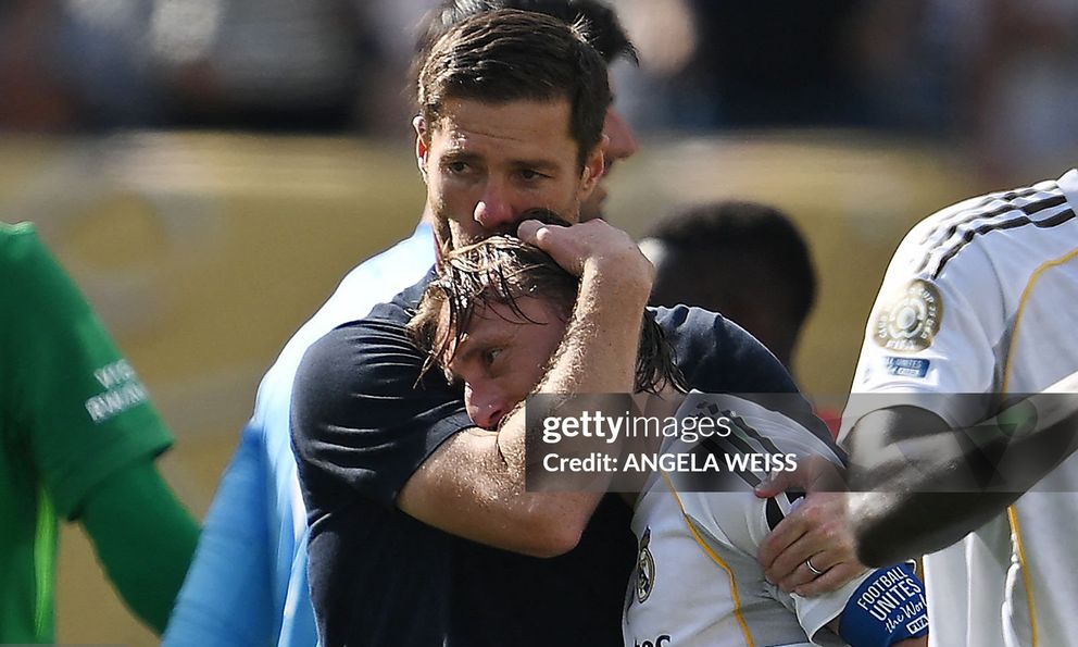 Vùi dập Real Madrid 4 bàn không gỡ, PSG hiên ngang vào Chung kết World Cup