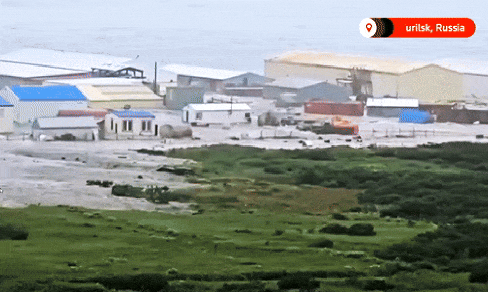 Toàn cảnh 1 ngày siêu động đất - sóng thần - núi lửa phun trào khiến hàng loạt nước phát cảnh báo khẩn
