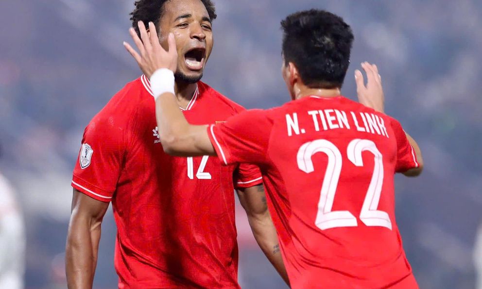 Nóng: Xuân Son trở lại tuyển Việt Nam, HLV Kim Sang-sik gây bất ngờ với danh sách dự giải châu Á