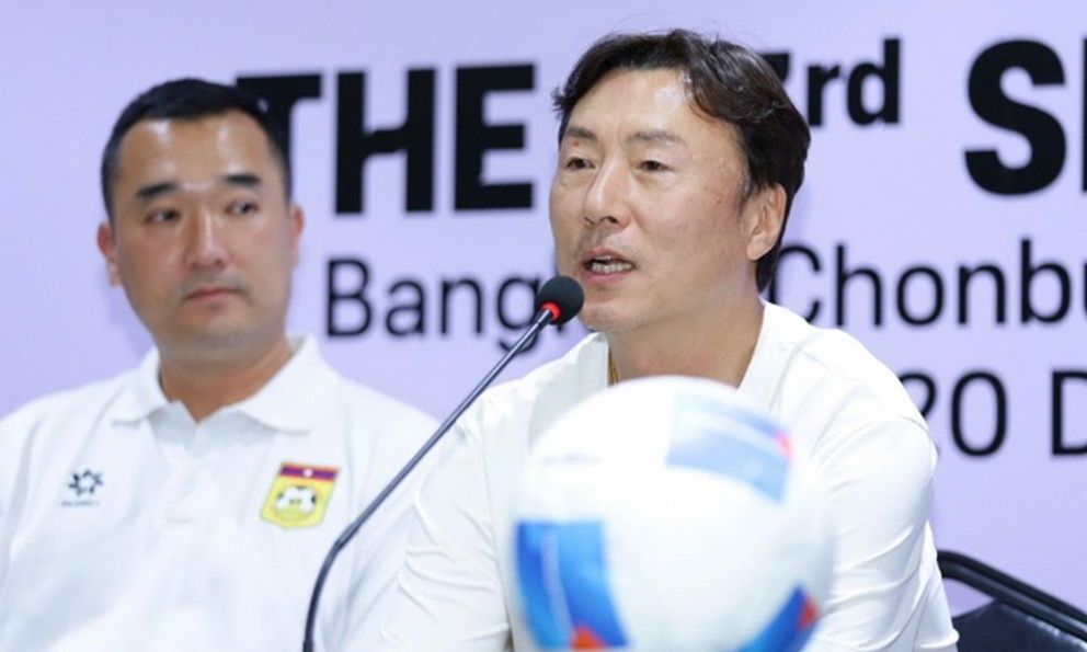 HLV Lào lên tiếng về bàn thắng tranh cãi của Đình Bắc: “Cần phải xem lại”