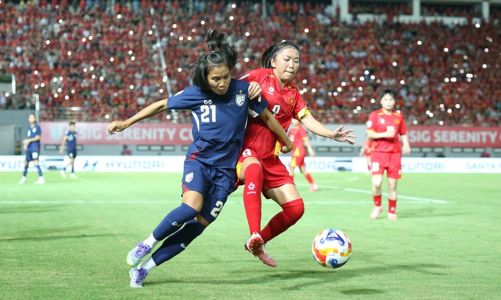 Tuyển Việt Nam đại thắng 7-0 trước Malaysia, đứng đầu bảng SEA Games 33