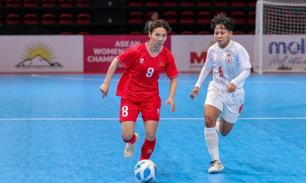 SEA Games 33: Quả bóng Vàng ghi bàn đẳng cấp, tuyển Việt Nam thắng trận quan trọng trước Indonesia