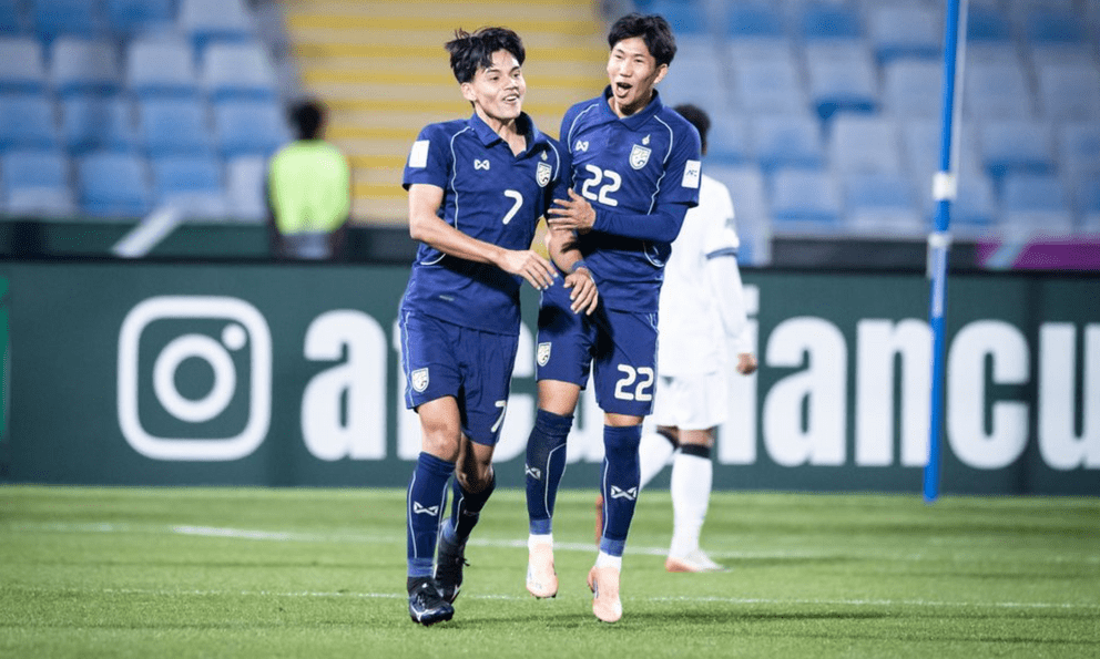 Suýt bị loại khỏi giải châu Á, Thái Lan 