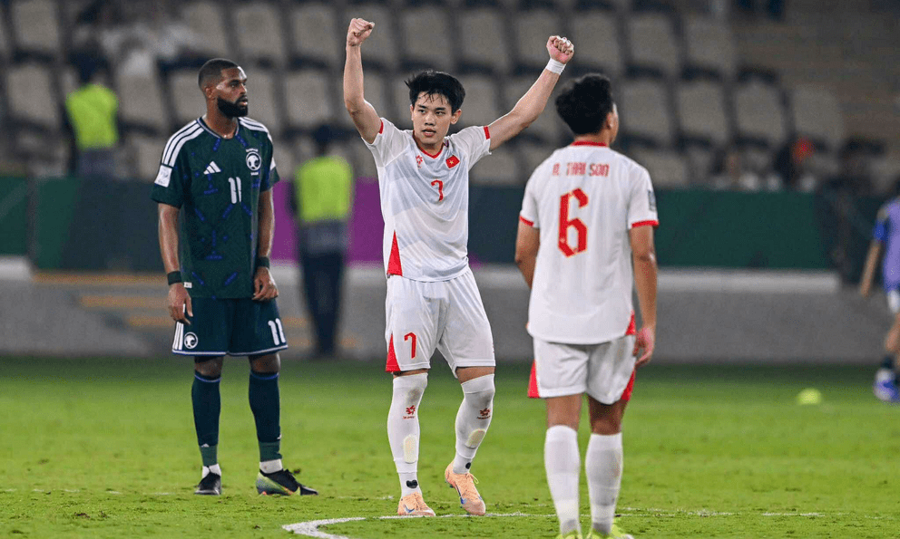 Đình Bắc lập siêu phẩm, U23 Việt Nam thắng vang dội Ả Rập Xê Út, vào tứ kết với ngôi đầu bảng