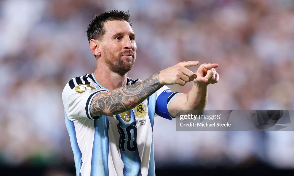 Messi lập hat-trick mang về trận đại thắng, chính thức san bằng siêu kỷ lục World Cup