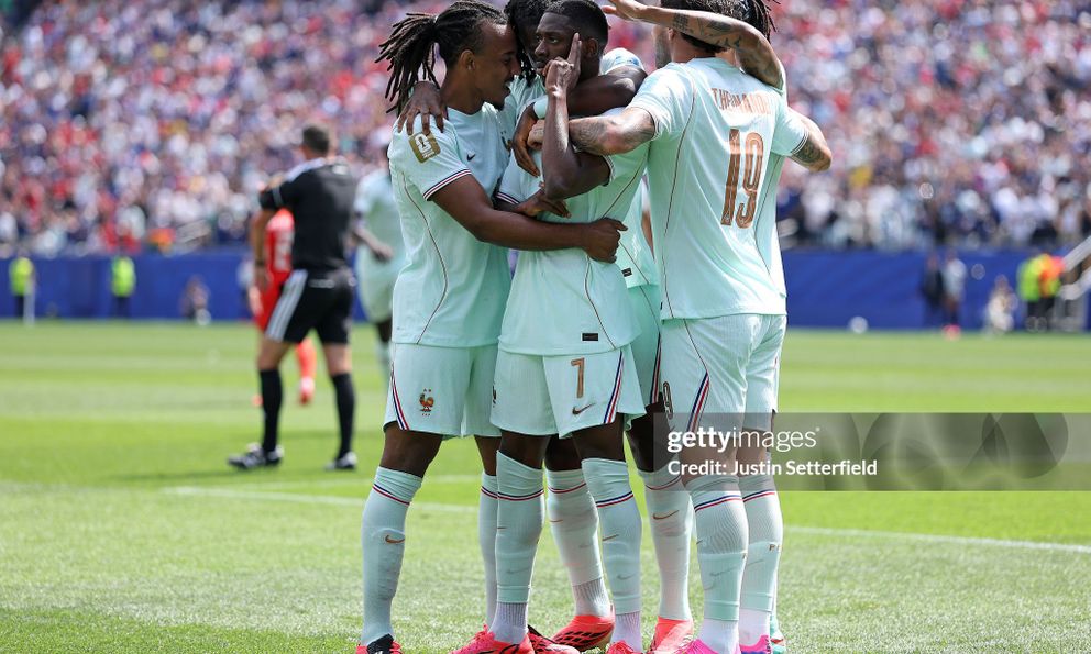 Mbappe - Dembele rực sáng, tuyển Pháp 