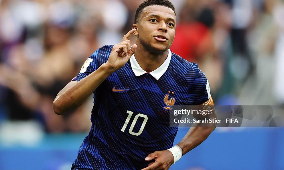 Messi ôm hận chung kết, Mbappe chính thức đi vào lịch sử World Cup
