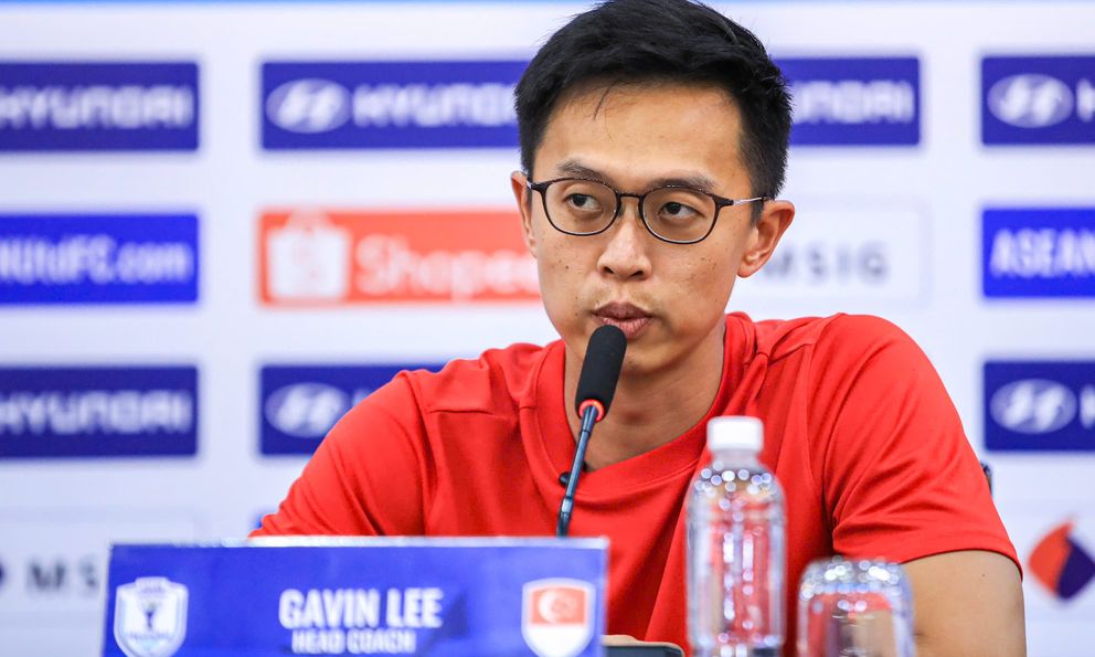 HLV Singapore: “Tôi muốn thắng chứ chẳng mong hòa tuyển Việt Nam như thế này