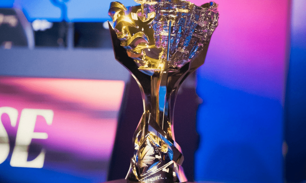 Xuất hiện danh sách các đội có thể dự VCS 2025, khán giả lo ngại nảy sinh tiêu cực