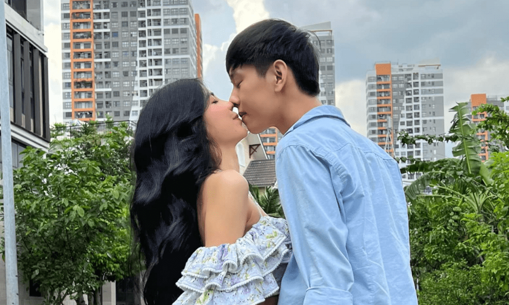 Chuẩn bị đón tết, MC Mai Dora tranh thủ phát 