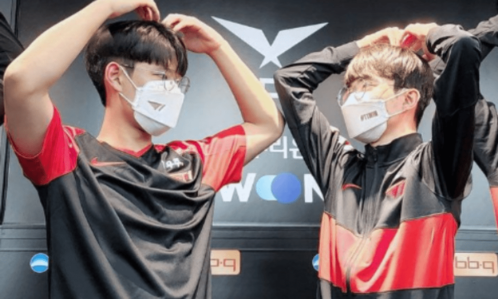 Oner thẳng tay chê 2 skin CKTG, khẳng định chắc nịch về trang phục của Faker