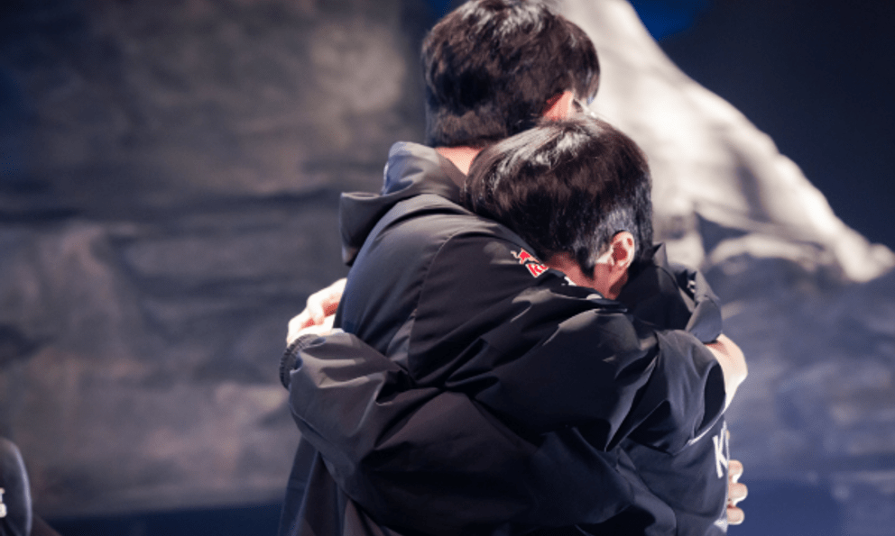 Nghi vấn Keria ngầm phê phán sai lầm của T1