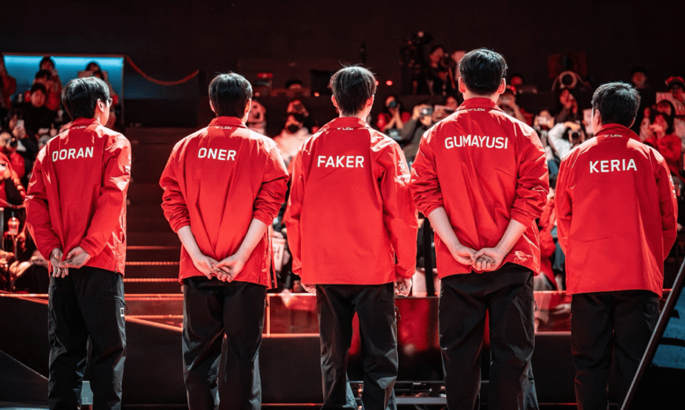 Đây là 2 cái tên bị chỉ trích nhiều nhất của T1 sau trận thua BRO, không phải Gumayusi