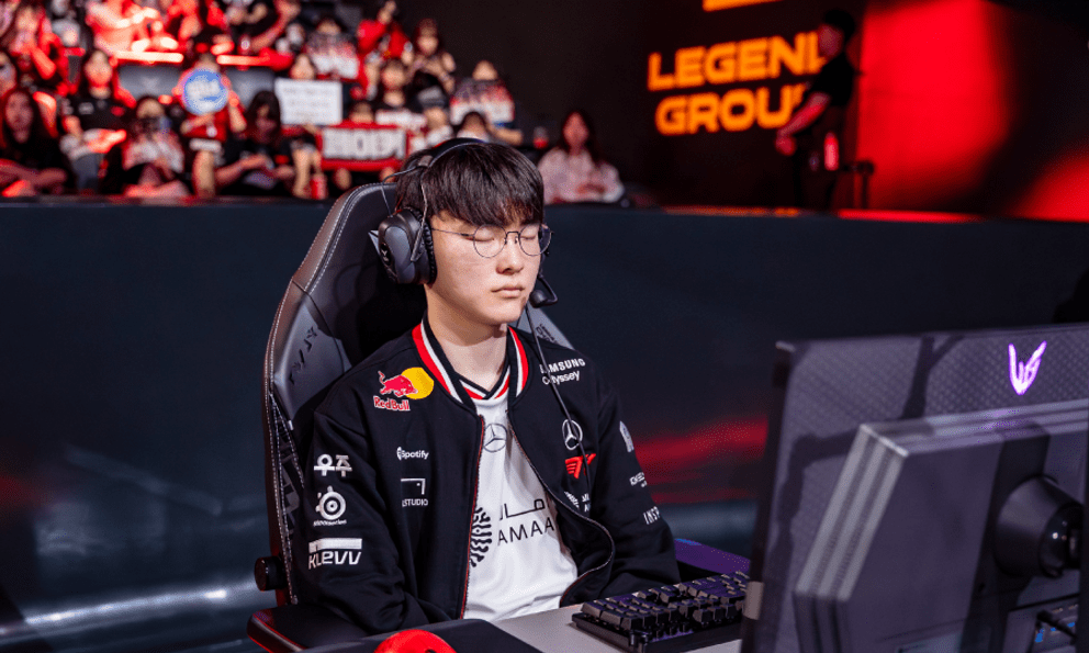 Faker tiếp tục bị biến thành 