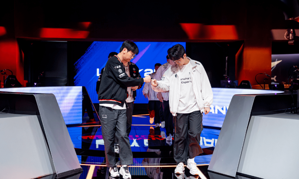 Dự đoán T1 - HLE: Cuộc chiến cho 