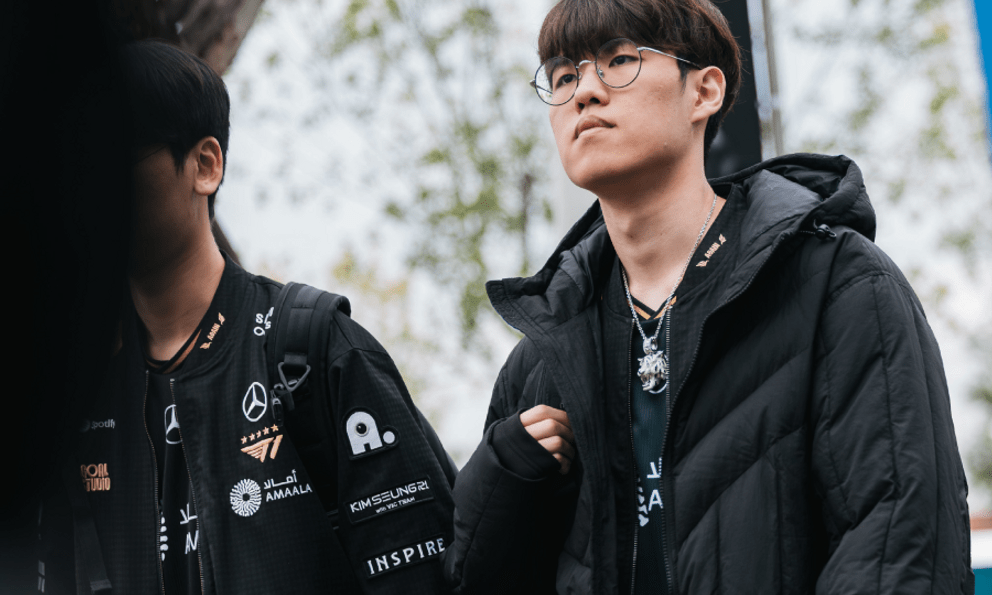 Riot hé lộ đội hình mạnh nhất CKTG 2025 nhưng càng xoáy vào sai lầm của T1