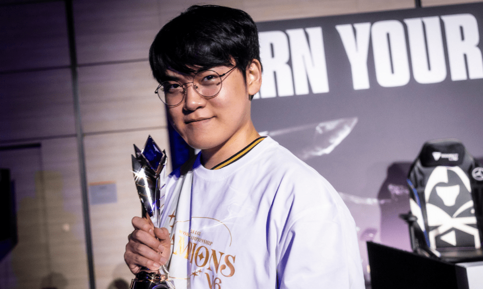 LCK tung phim tài liệu càng khiến cộng đồng bức xúc với T1