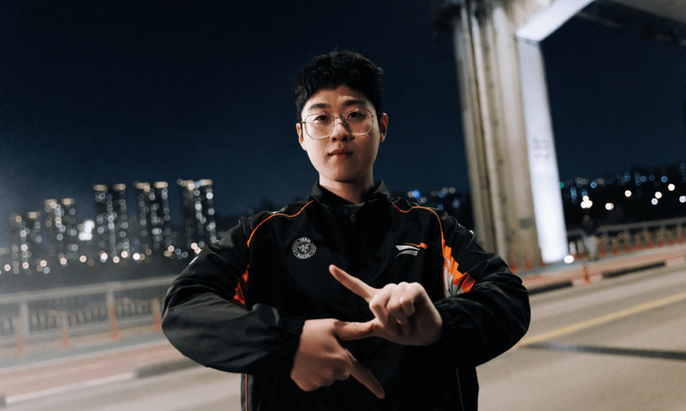 Zeus chia sẻ về quãng thời gian dính drama với T1