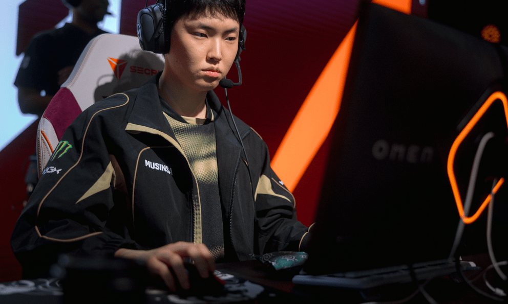 Nam streamer người Brazil ngầm miệt thị Chovy và cái kết