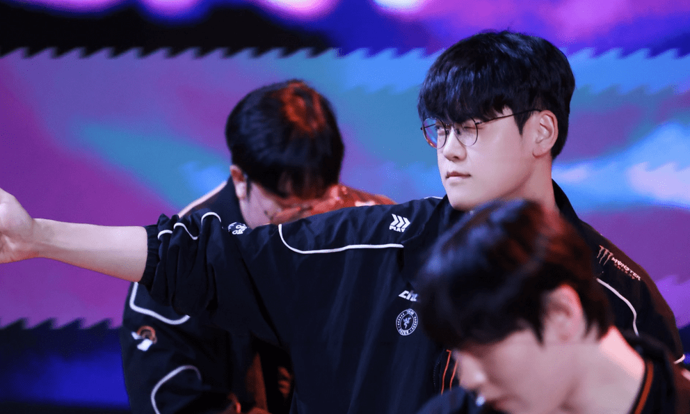 Gumayusi hé lộ đối thủ muốn đối đầu nhất là 2 cái tên 