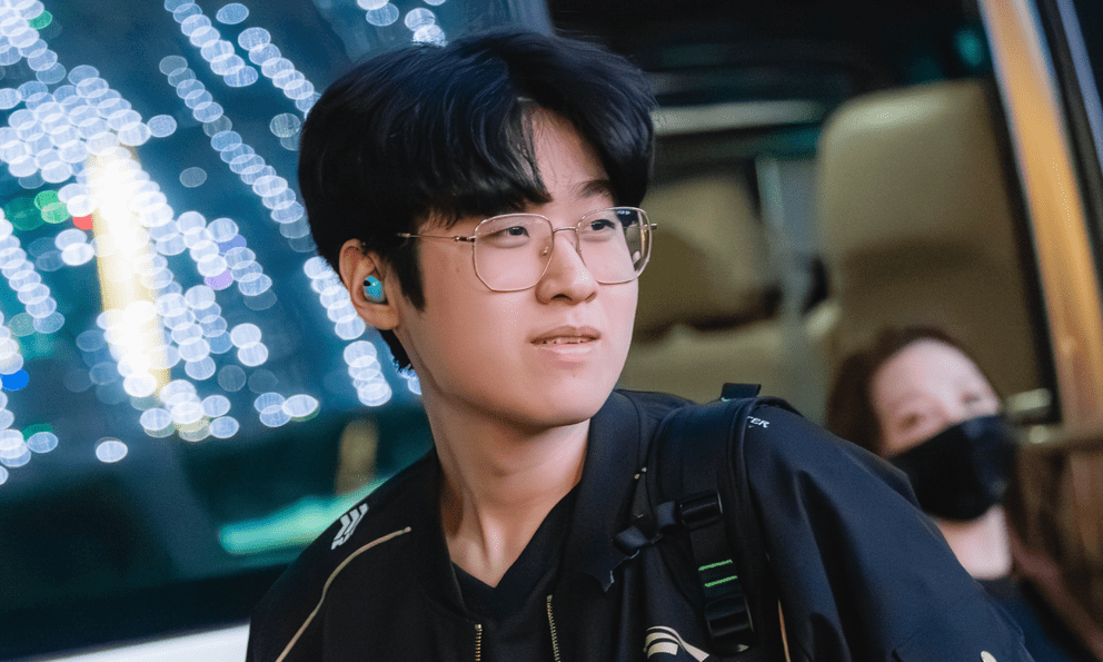 Zeus chuẩn bị lập kỷ lục 