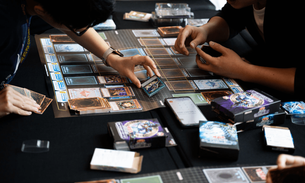 Giải đấu Yu-Gi-Oh! bị tạm dừng vì game thủ quá nặng mùi, ban tổ chức nhận hàng loạt khiếu nại, chỉ biết 