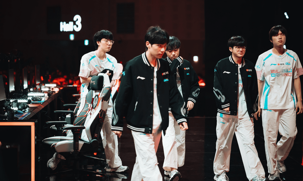 Siêu sao LPL vẫn 