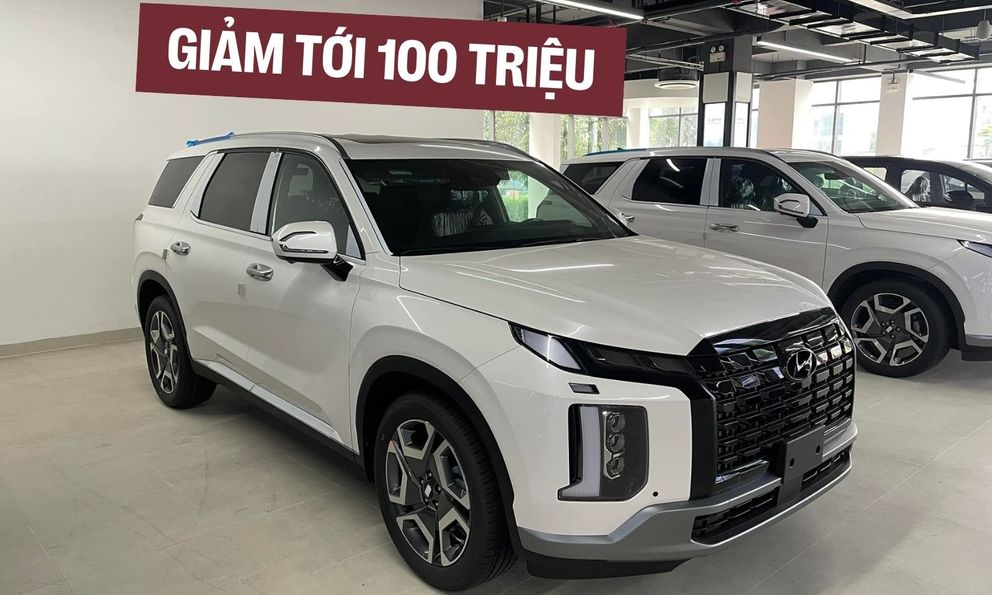 Hyundai Palisade giảm tới 100 triệu tại đại lý, bản cao nhất giờ rẻ ngang Kia Sorento phân khúc dưới
