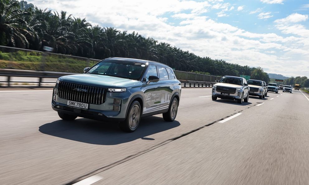 Jaecoo J7 PHEV xuyên 3 quốc gia không cần sạc hay đổ xăng, song cũng phải đánh đổi một vài điểm