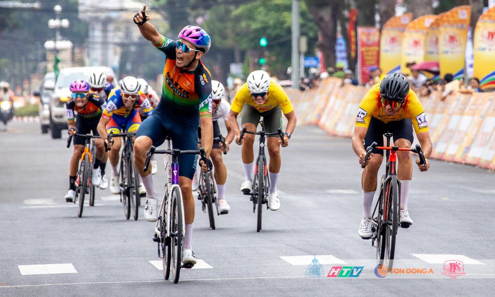 Cúp truyền hình HTV-Tôn Đông Á 2025: Ekip Đồng Nai thắng đậm sau hai đỉnh đèo