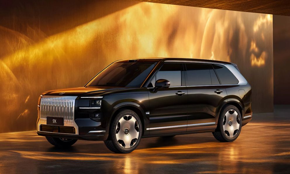 Zeekr 9X ra mắt: Giá quy đổi từ gần 1,8 tỷ đồng, nhiều nét giống Cullinan, tham vọng cạnh tranh phân khúc SUV siêu sang