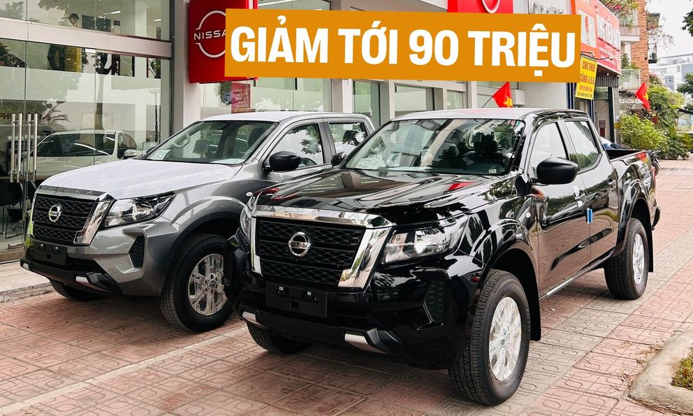 Nissan Navara giảm tới 90 triệu tại đại lý: Đấu Triton, Hilux bằng giá khởi điểm thực tế thấp nhất phân khúc