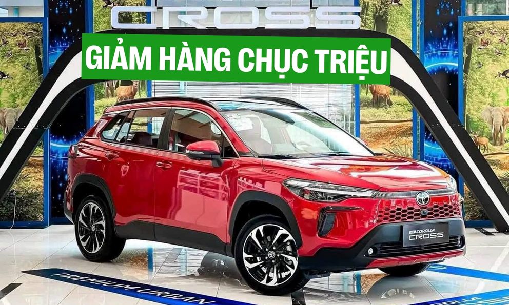 Toyota Corolla Cross giảm giá nhiều nhất 46 triệu đồng: Giá khởi điểm còn 779 triệu, càng làm khó nhóm 'đàn em' Seltos, Creta