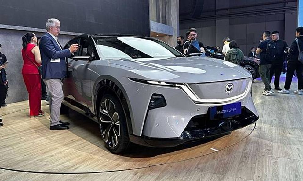 Nhà máy Mazda vừa nhận đầu tư gần 36.000 tỷ đồng này sẽ sản xuất thêm 2 xe điện mới, có thể xuất sang ĐNÁ sau thành công của EZ-6, EZ-60