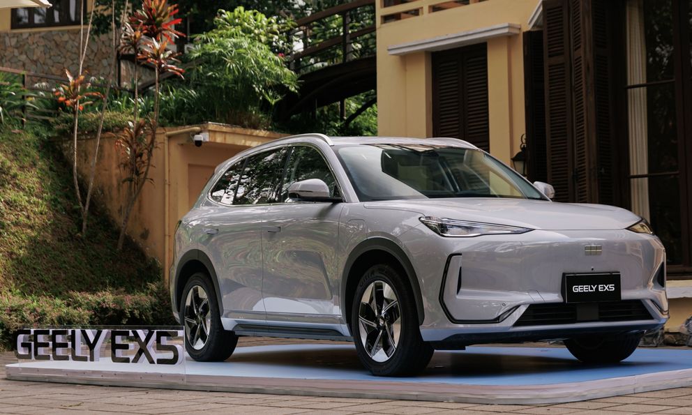 Geely EX5 ra mắt tại Việt Nam: Hai bản, giá từ 839 triệu đồng, 495km/sạc, có ADAS