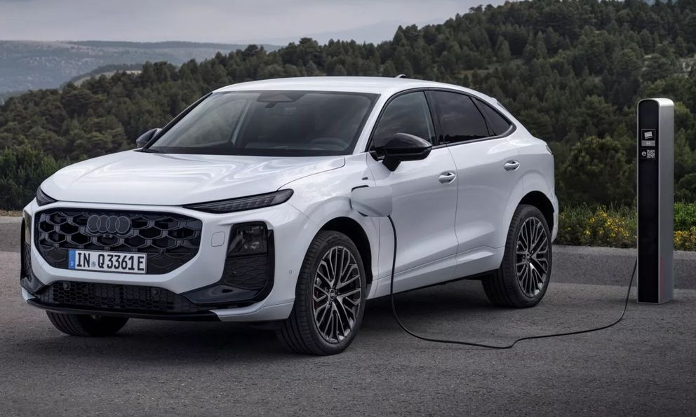 Audi Q3 Sportback 2026 ra mắt: Màn lớn hơn, mạnh tới 268 mã lực, có bản chạy được 117km không cần xăng 